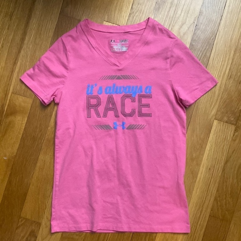 Under Armour Girls HeatGear Short Sleeve “It’s Always a Race” Shirt Youth Small